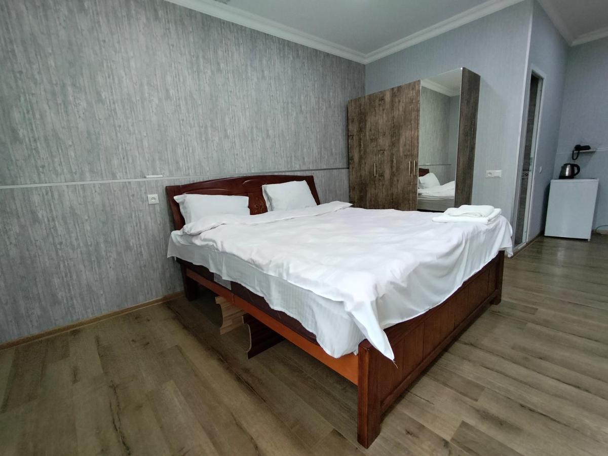 New Star Hotel Тбилиси Екстериор снимка
