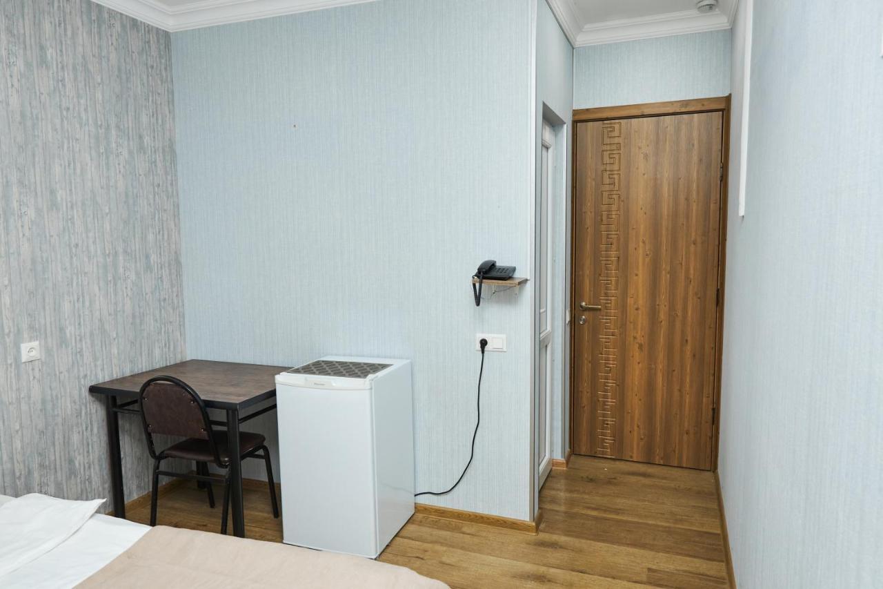 New Star Hotel Тбилиси Екстериор снимка